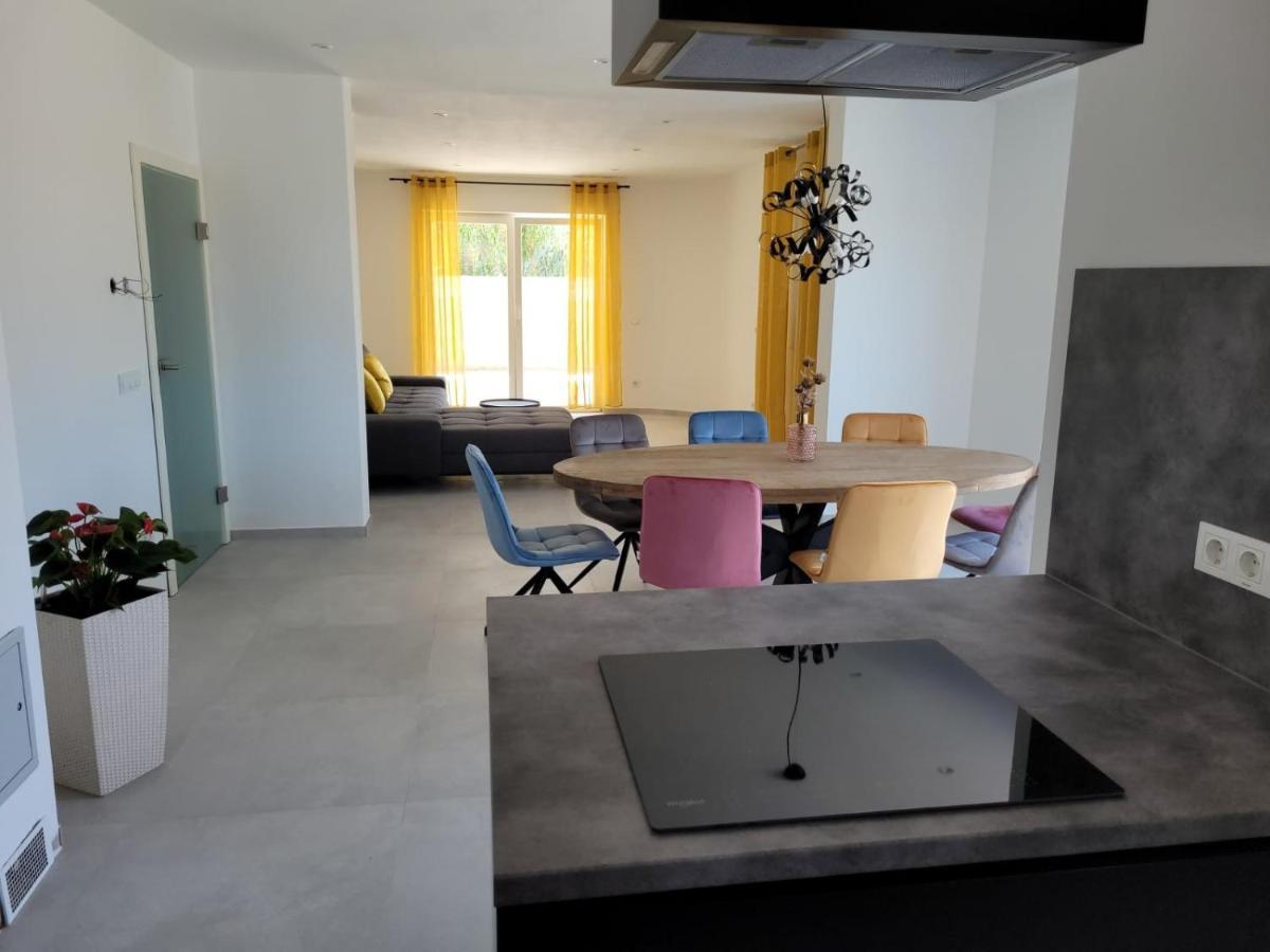 Haus Dalmatia With Heated Pool Apartment Bibinje Exterior photo
